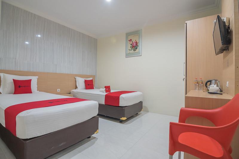 Номер Стандарт, Reddoorz Near Mt Haryono Semarang