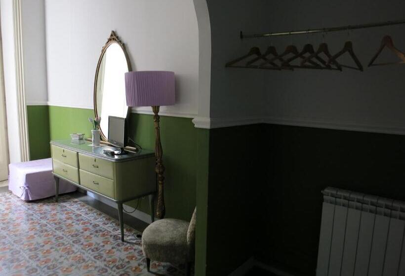 اتاق راحتی سه تخته, Maison Decò