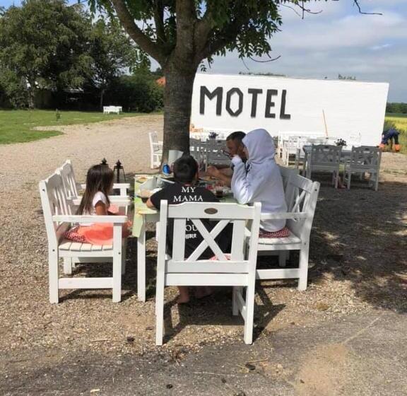 Студио Стандарт Кровать Кинг, Døstrup Landevejskro & Motel