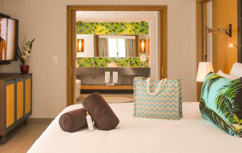 Suite Club met uitzicht op zee, Dreams Natura Resort & Spa  All Inclusive