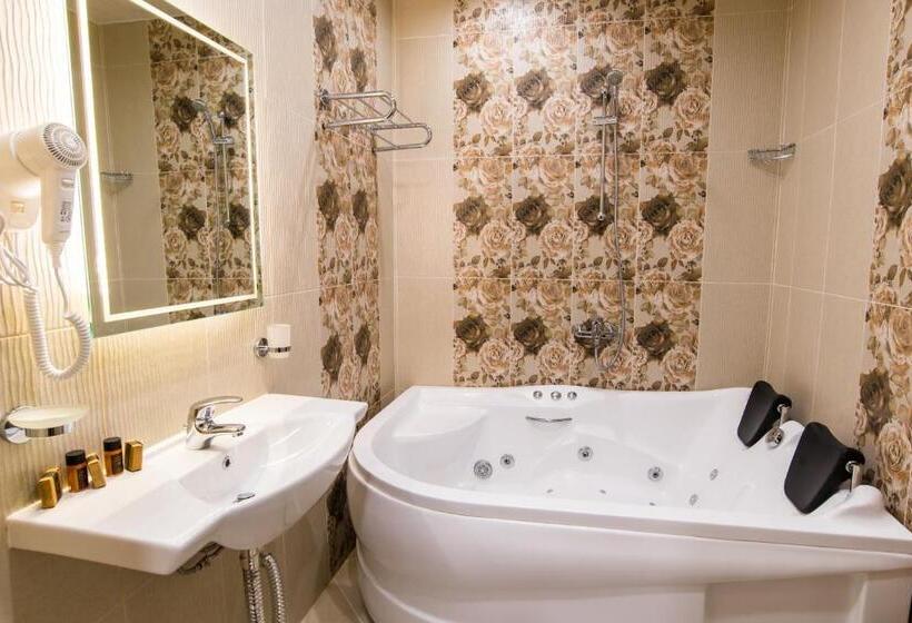 Апартаменты 1 Спальня с Террасой, Spa Kompleks Raiski Kat