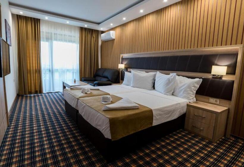 Номер Стандарт с Балконом, Spa Kompleks Raiski Kat