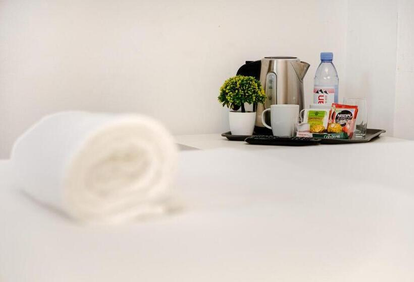 带阳台的豪华间, Classico Guesthouse