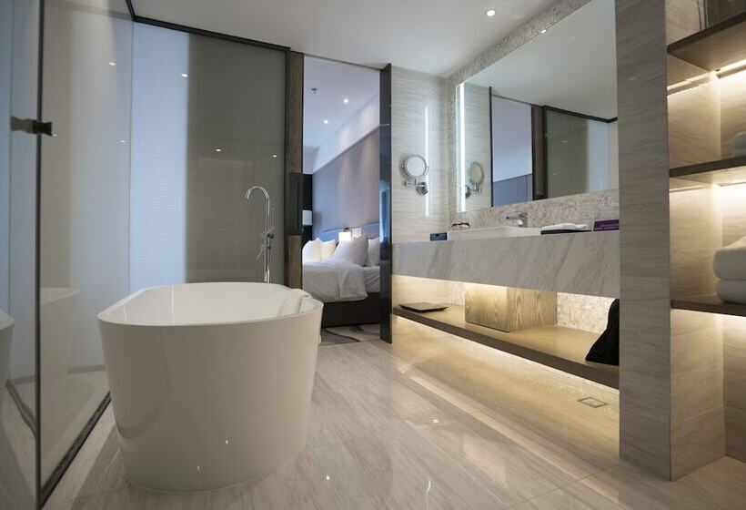 Номер Superior, Mercure Panjin