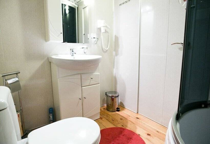 Номер Комфорт, Cherepanovs' Guest House