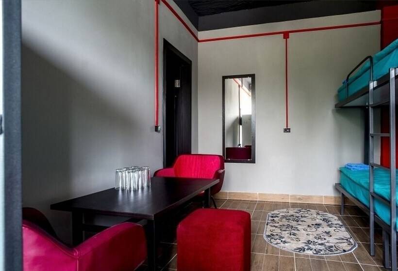 共用房间的床, Filosof   Hostel