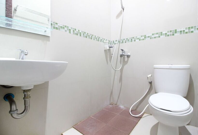 חדר סטנדרט, Reddoorz Plus @ Timoho