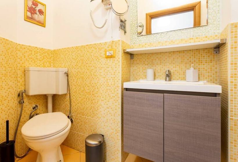 اتاق عادی, Catania Inn Rooms