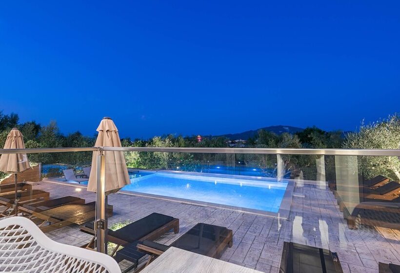 Трехместный Номер Deluxe, Litore Luxury Living