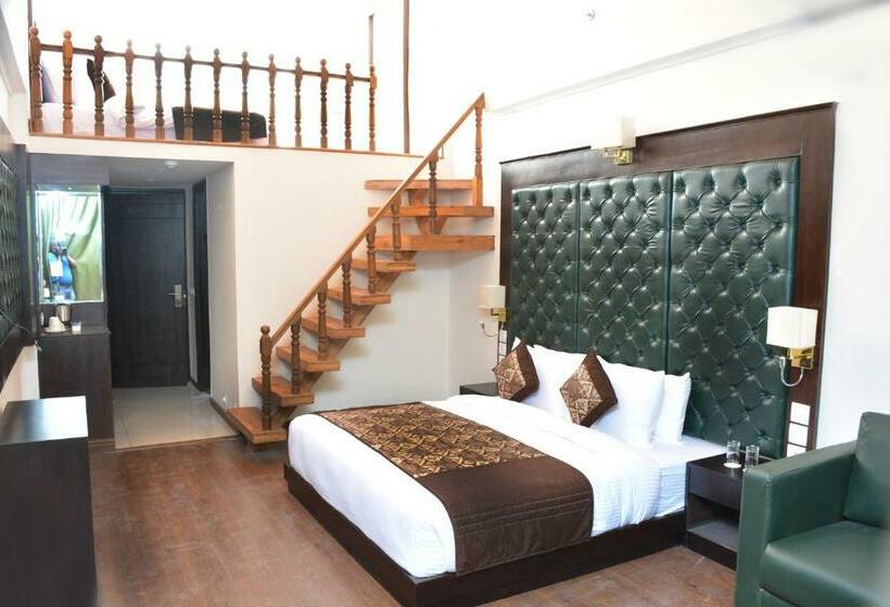 디럭스 4인 룸, Deventure Shimla Hills