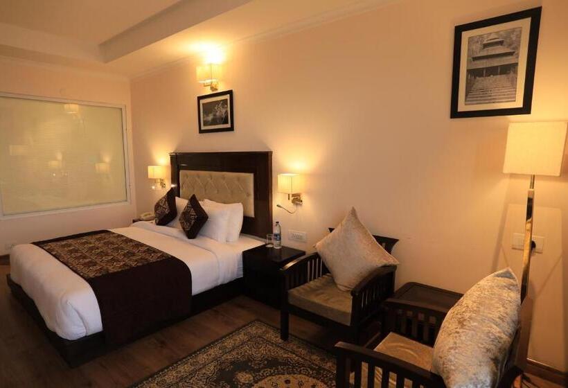 디럭스 룸, Deventure Shimla Hills