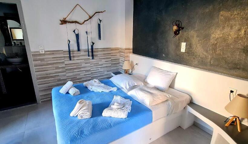 اتاق استاندارد با چشمانداز استخر, Villa Anto