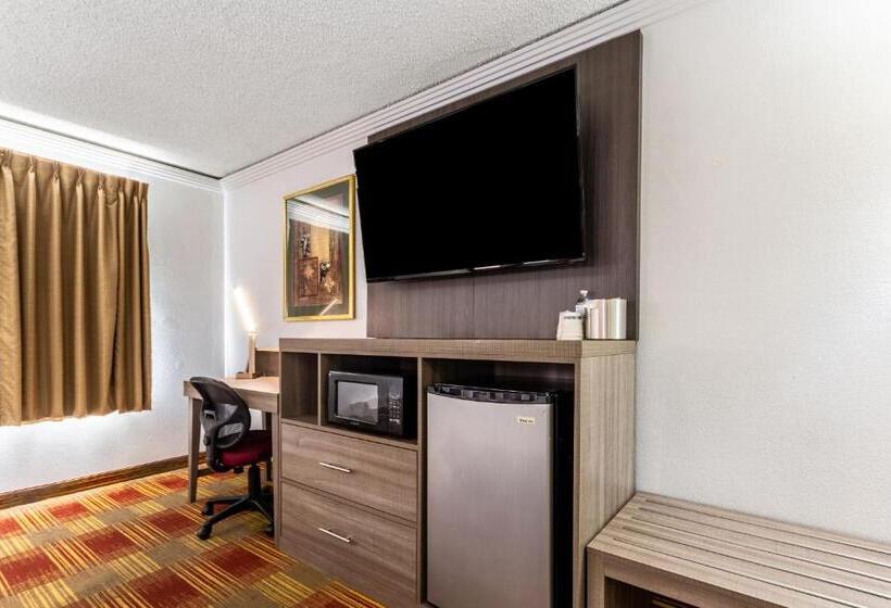 Стандартный Номер Кровать Кинг, Countryside Suites Kansas City Independence I 70 East Sports Complex