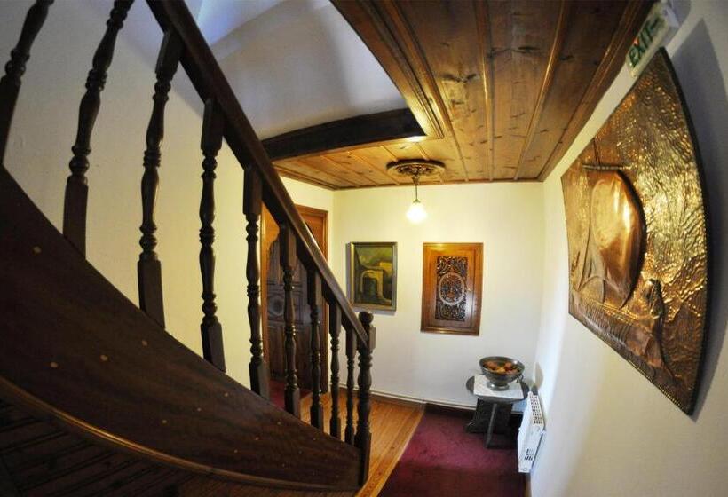 اتاق استاندارد با چشم‌انداز کوهستان, Archontiko Repana   Makrinitsa Stone Retreat