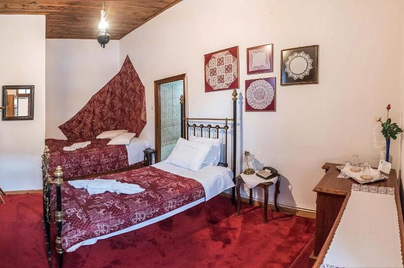اتاق استاندارد با چشم‌انداز کوهستان, Archontiko Repana   Makrinitsa Stone Retreat