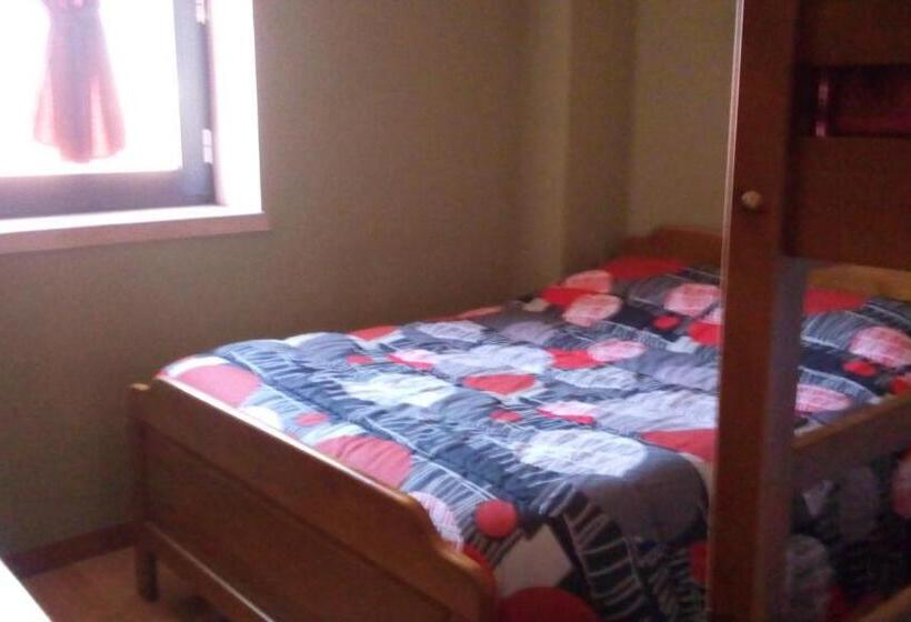 Семейный Номер, Residencial Moeda