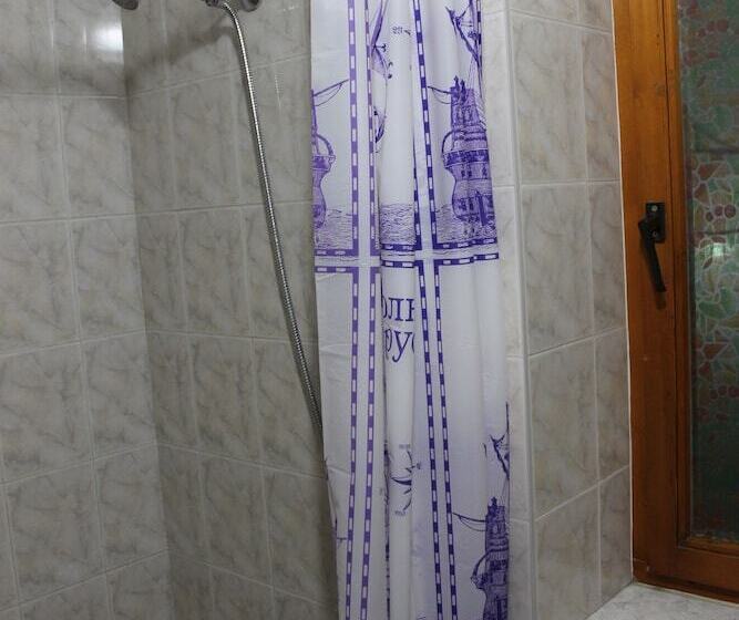 공동 객실, Boutique Hostel Be Happy