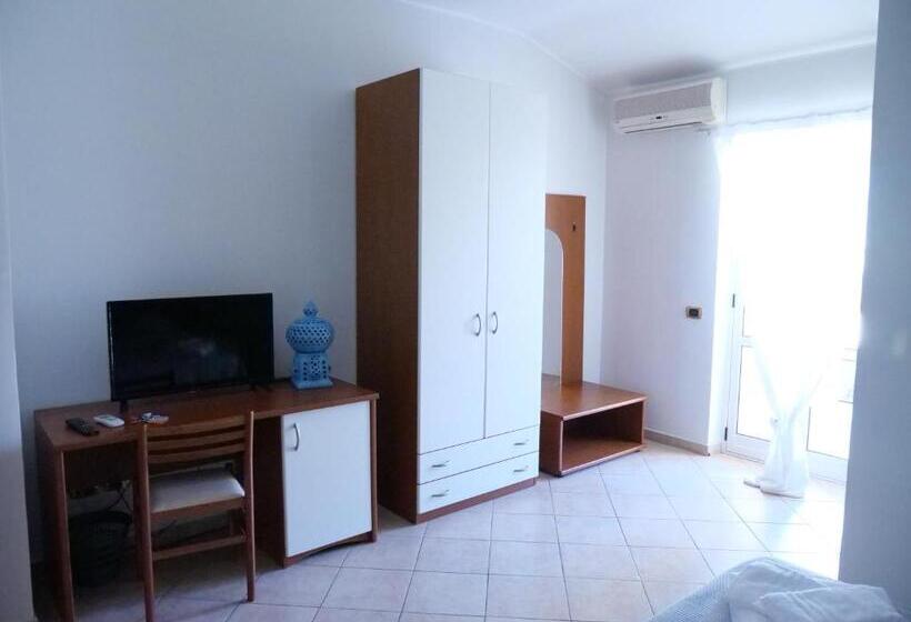 Номер Стандарт, Grand Hostel Calabria