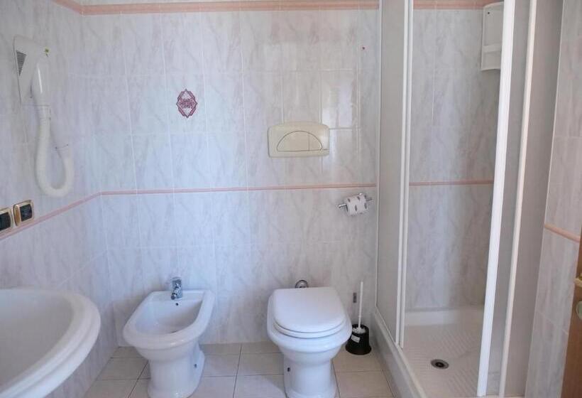 Апартаменты 1 Спальня с Террасой, Grand Hostel Calabria