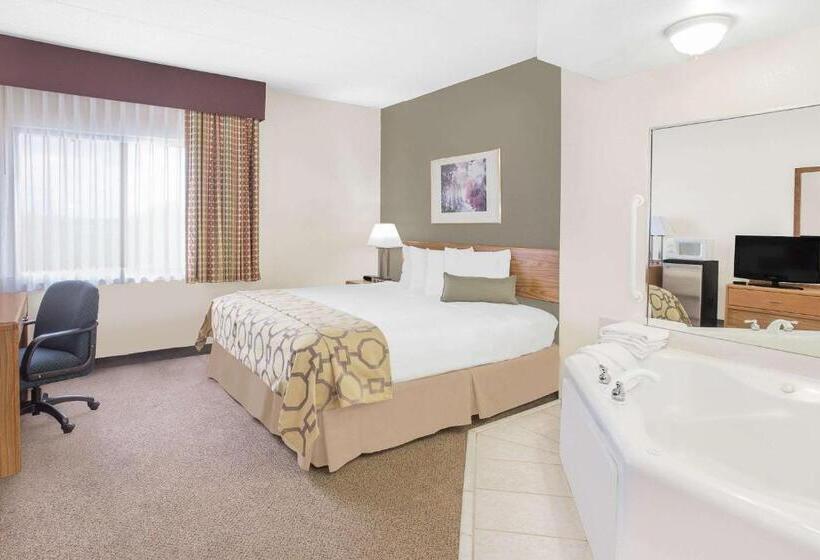 Номер Deluxe Кровать Кинг, Baymont By Wyndham Janesville