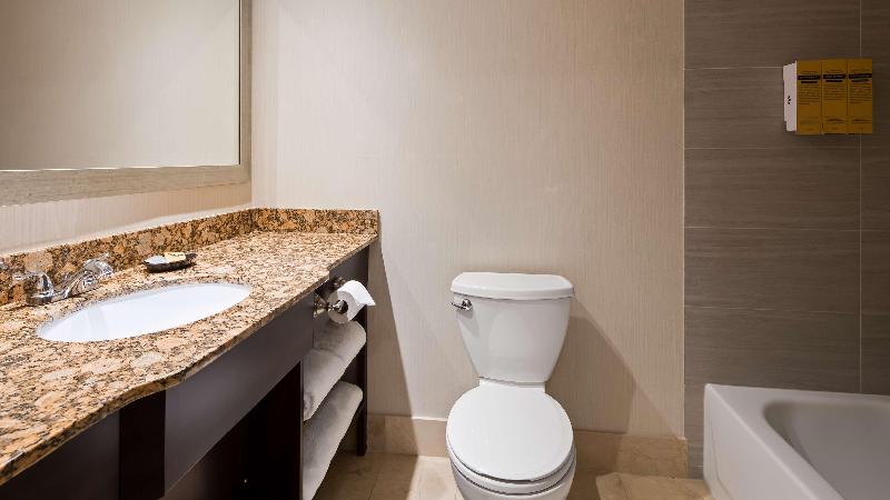 Люкс Кровать Кинг, Best Western Plus Ambassador Suites