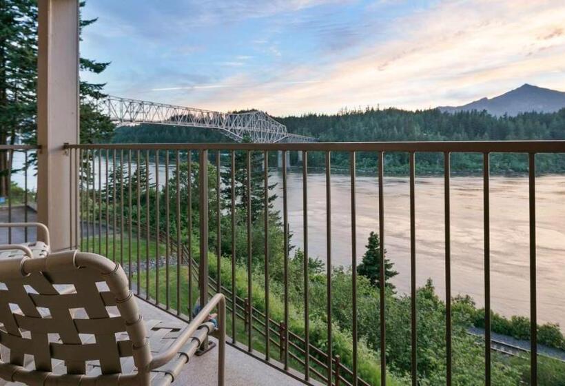 Номер Стандарт Вид на Реку, Best Western Plus Columbia River Inn