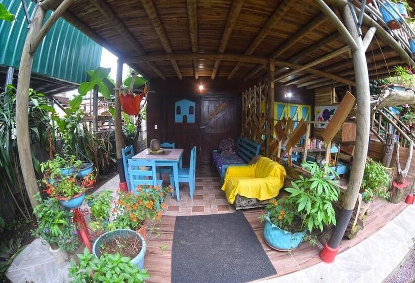 Номер Стандарт, Wood House Hostel