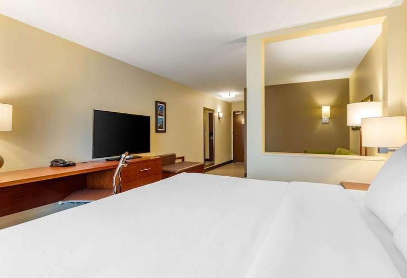 Люкс, Comfort Inn & Suites West Des Moines