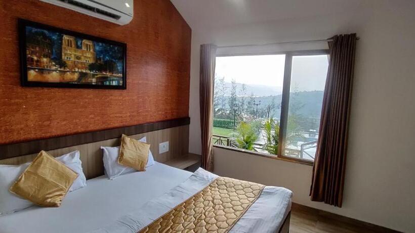 کابین, Green Velvet Resort Near Pawna Lake