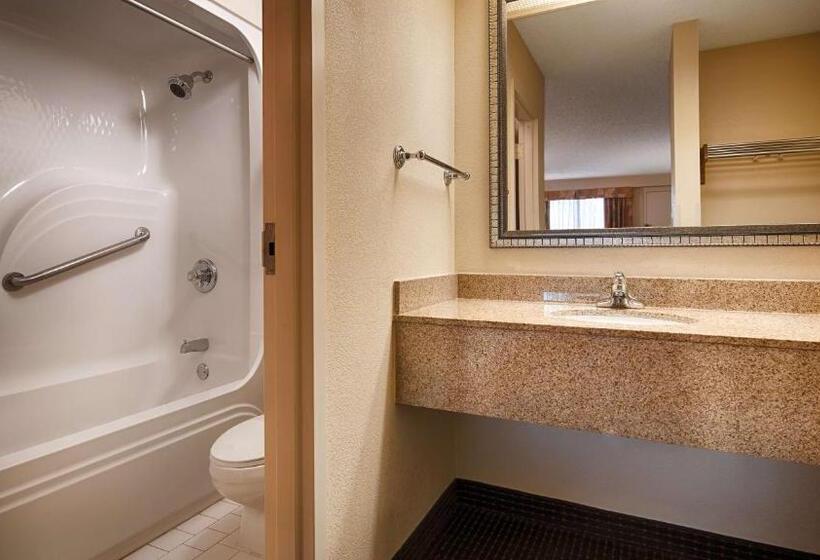 스탠다드 자쿠지 룸, Best Western Inn & Suites Monroe