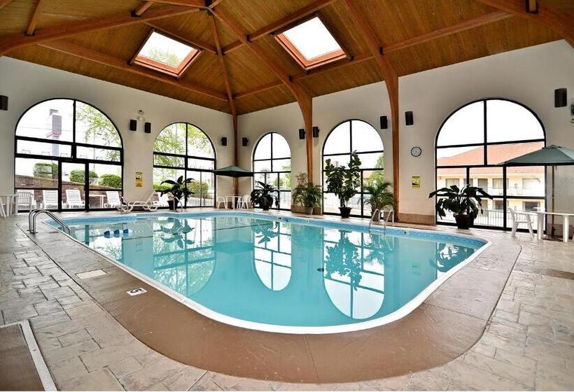 Номер Стандарт Кровать Кинг Адаптированный для Инвалидов, Best Western Music Capital Inn