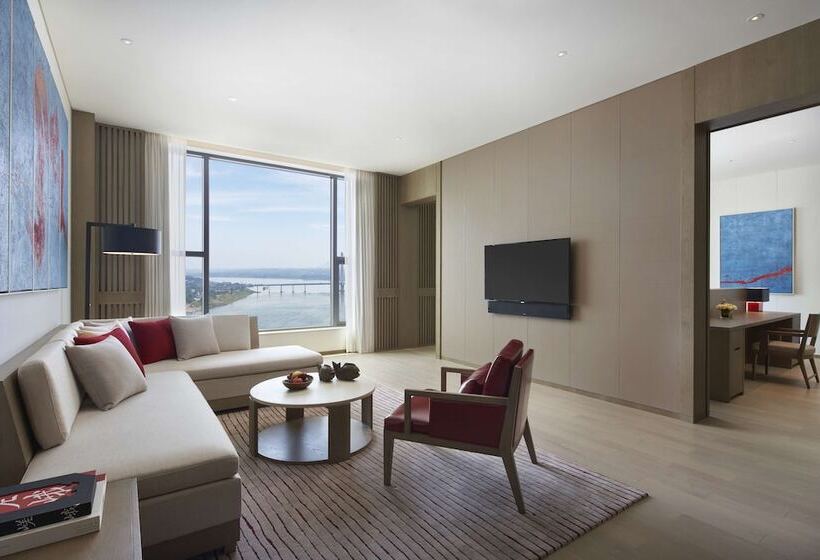 سوئیت کلاب, Hyatt Regency Zhuzhou