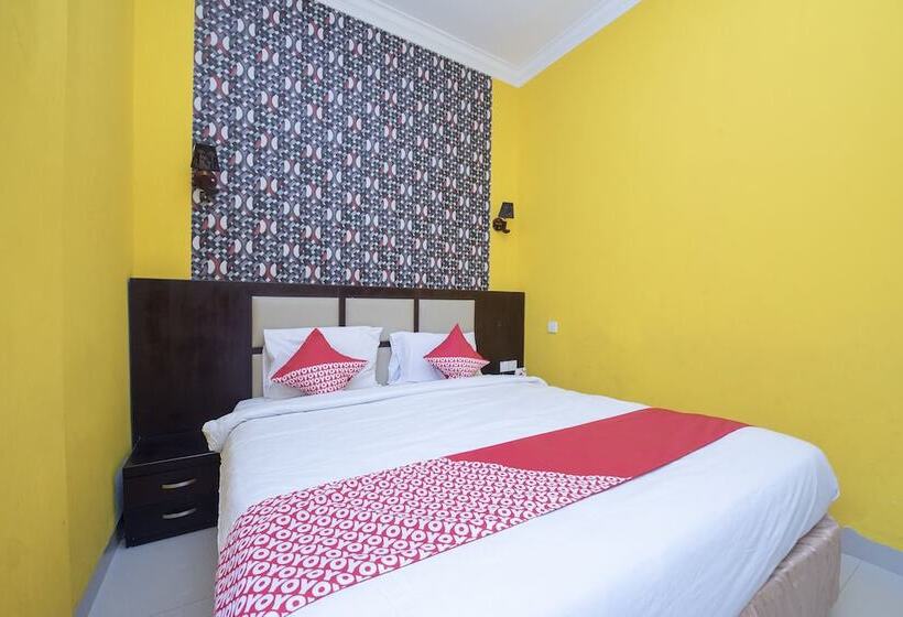 Номер Deluxe, Oyo 1164 Edotel Smkn 2 Tanjung Pinang