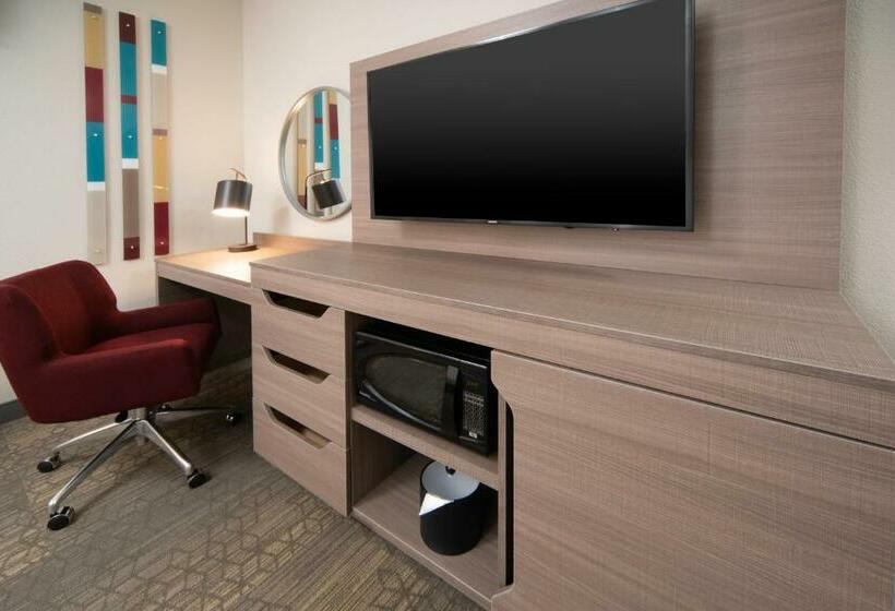 اتاق استاندارد, Hampton Inn & Suites Santa Maria