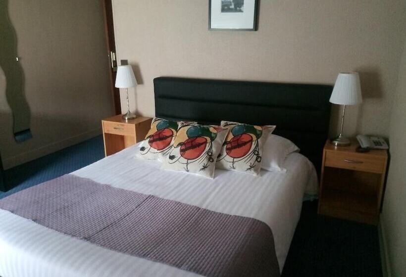 Номер Стандарт, L Hostellerie De La Rivière