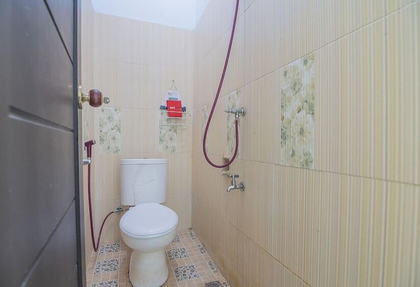 Номер Стандарт, Reddoorz Syariah Near Ramayana Mall Tarakan