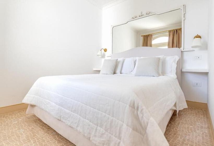 اتاق سوپریور, Relais Carlo Alberto