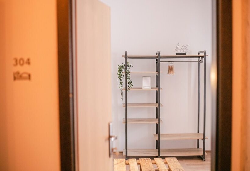 اتاق استاندارد چهار تخته, Schöndorf Hostel   Virtual Reception