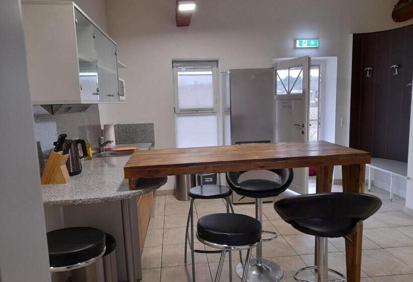 침실 2개 아파트, Apartment´s Marchtrenk
