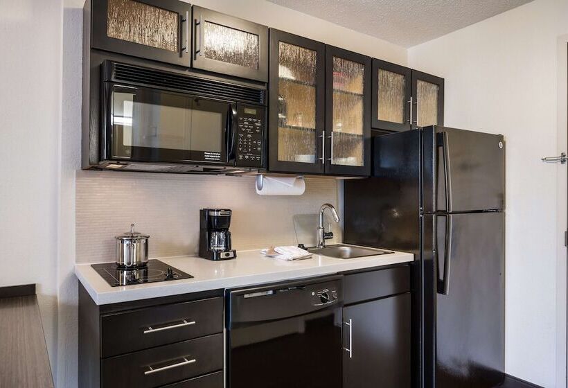 스위트, Sonesta Simply Suites Austin The Domain Area