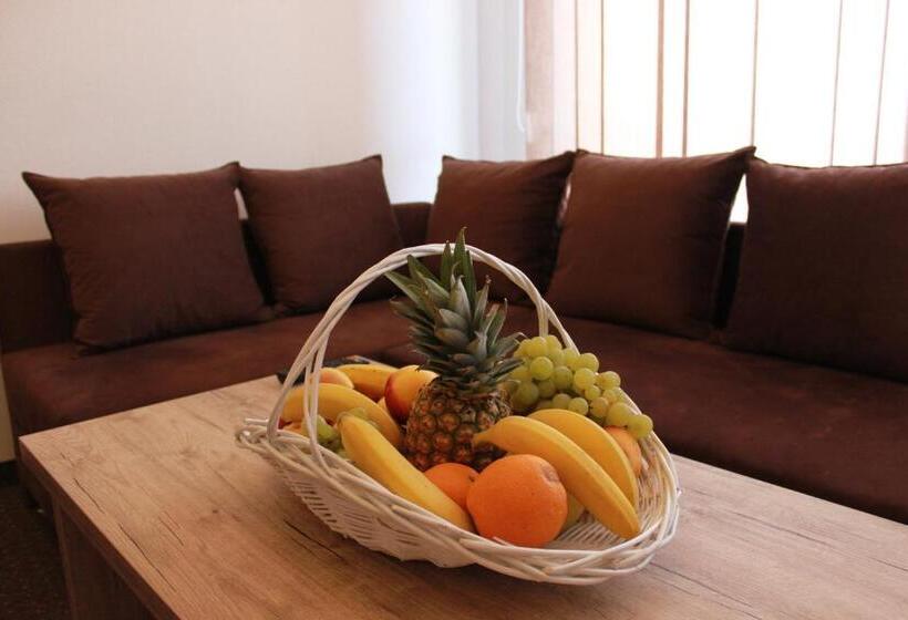 آپارتمان 2 خوابه, Villa Grande