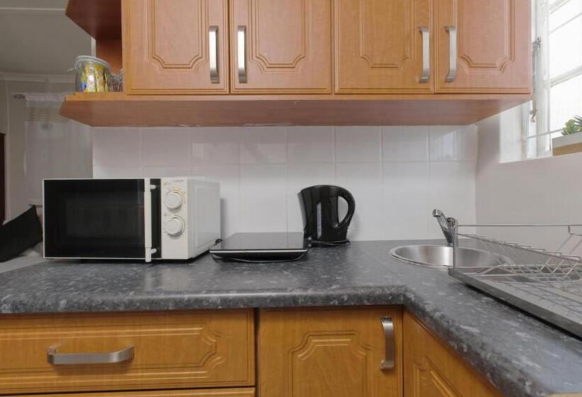 Семейный Номер, Royal Palms Guest House