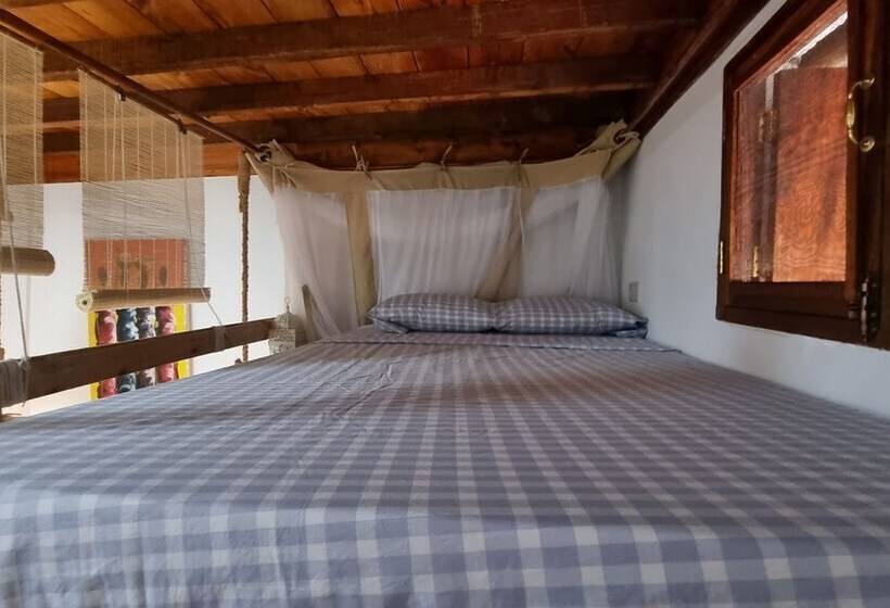 Трежместный Номер Economy, Salama & Mbuyuni Bungalows