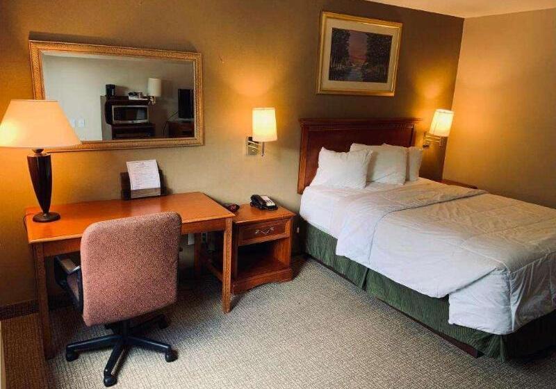 Номер Стандарт, Quality Inn & Suites Wilsonville