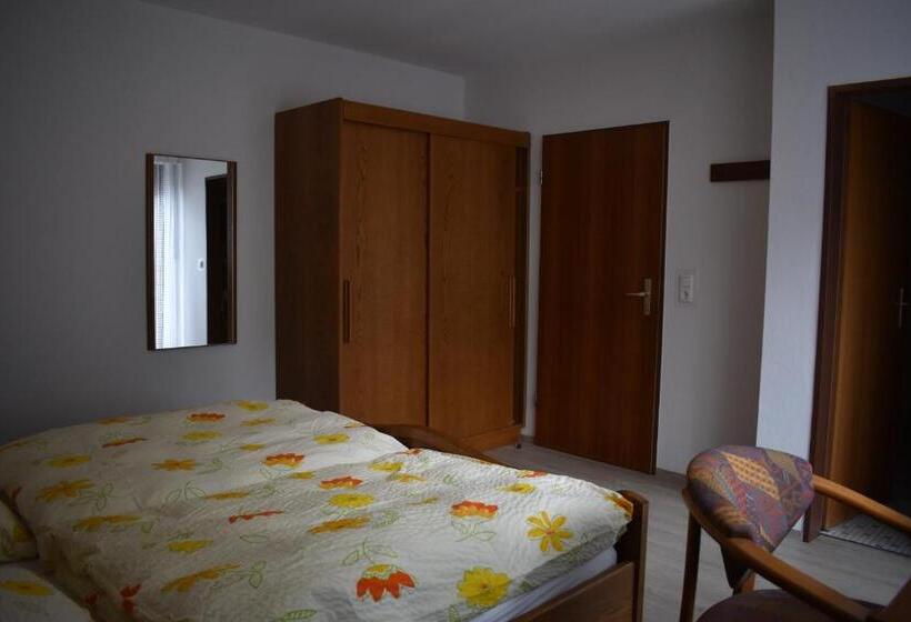 Номер Стандарт с Балконом, Pension Haus Am Waldesrand