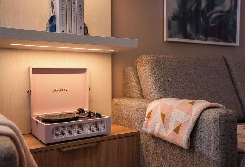 带大床的套房, The Bentley Hotel Southampton