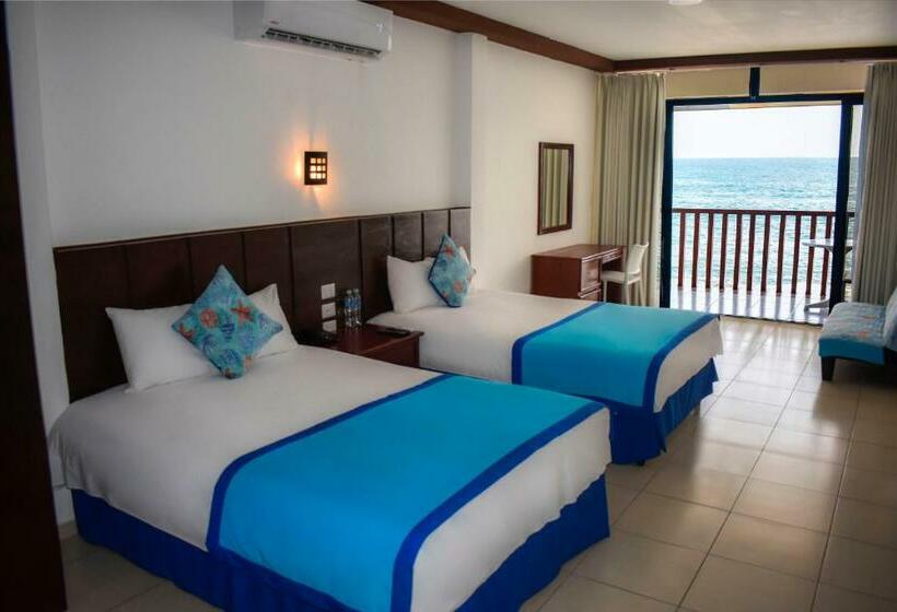 اتاق خانوادگی با چشم‌انداز دریا, Mar & Sol Hotel Y Restaurante