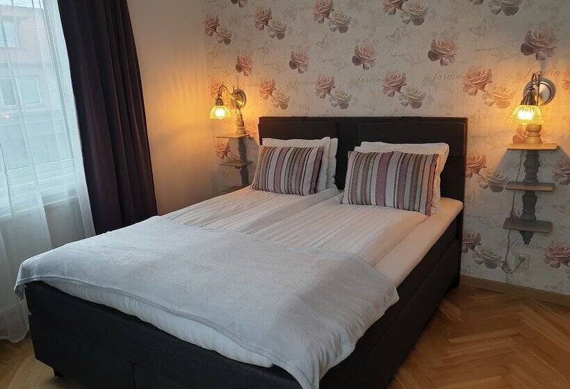 Номер Стандарт, Smålandsstenar Hotell