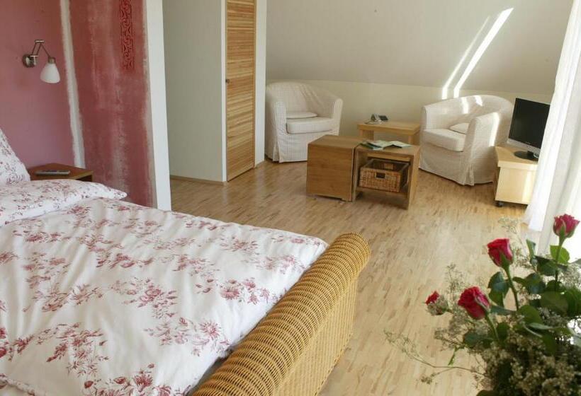 带阳台的豪华间, Landhotel Pension Haus Sonneck