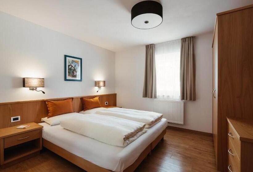 带1个卧室的公寓, Apartment Sotmarin